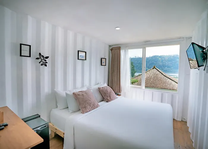Container Smart Css Hotel 2*