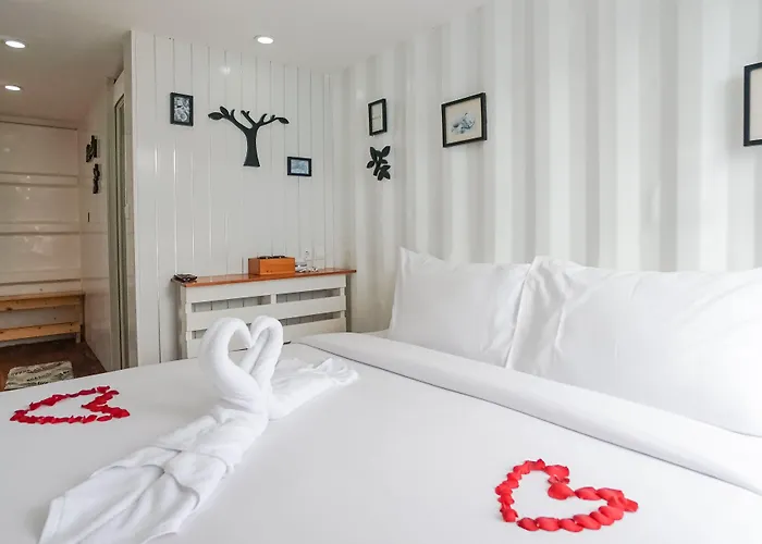 Container Smart Css Hotel 2*
